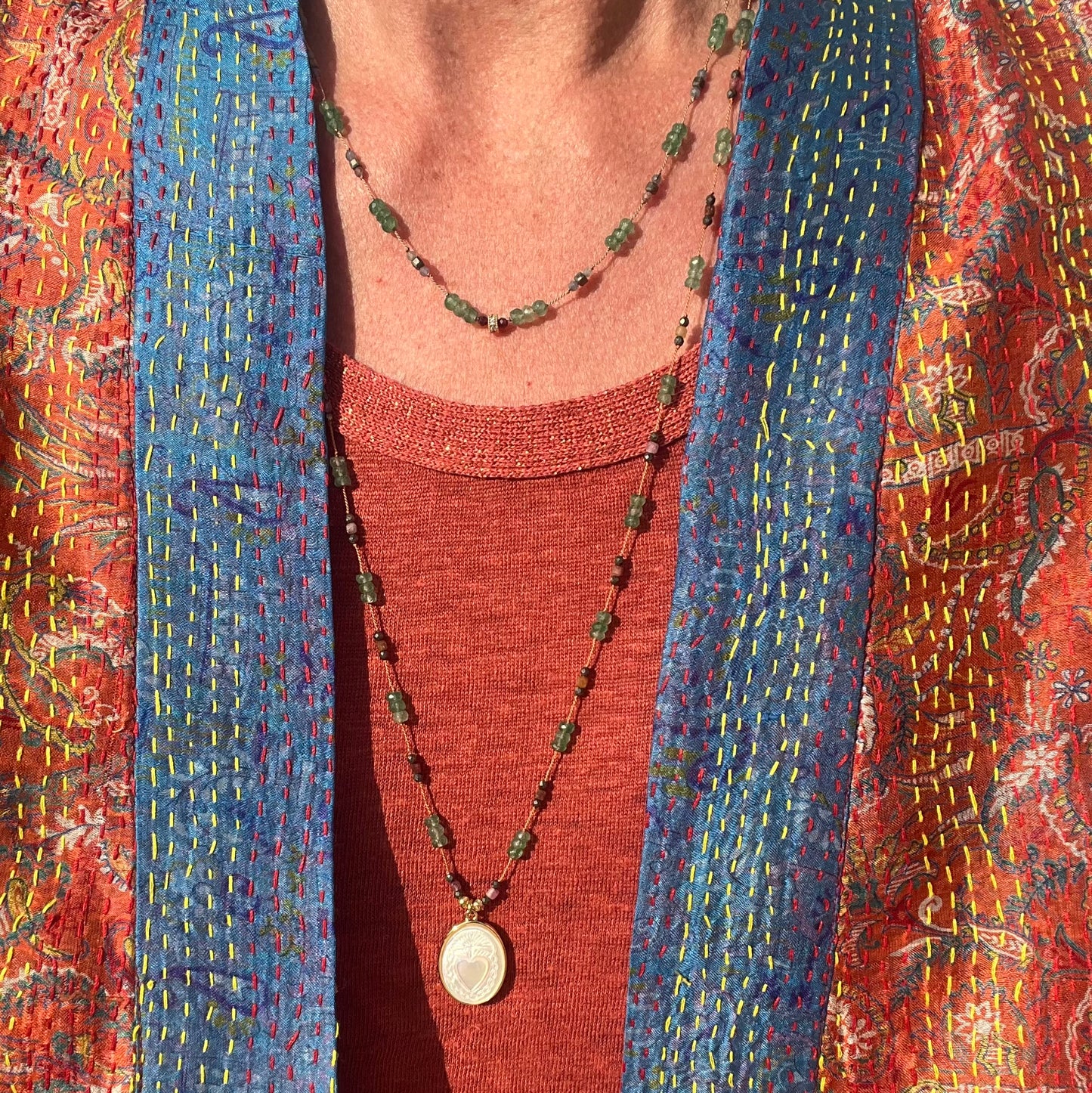 Sautoir émeraudes « Sacré »