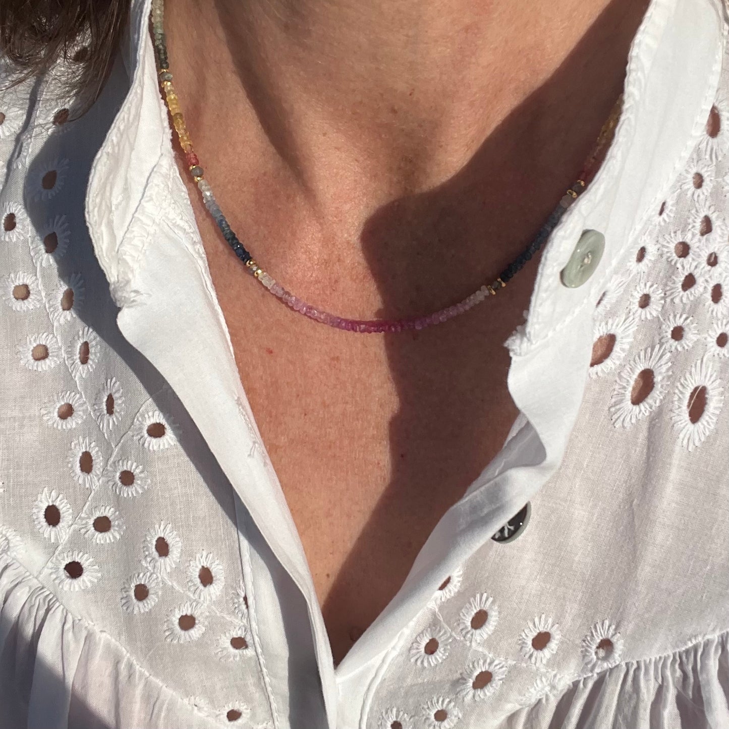 Collier court "Almanzor" multi saphirs