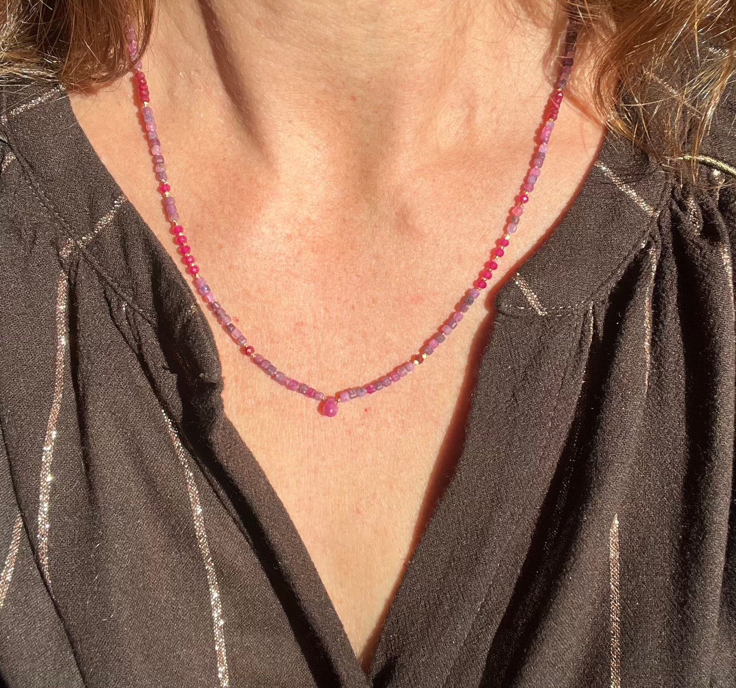 Collier « OUNA » en rubis roses